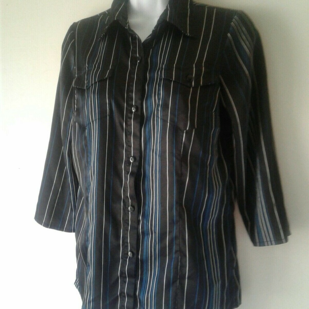 D.J. Summers Size Small Button Down Black Shirt